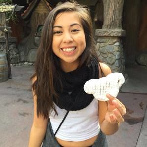 Meet your Posher, Amy